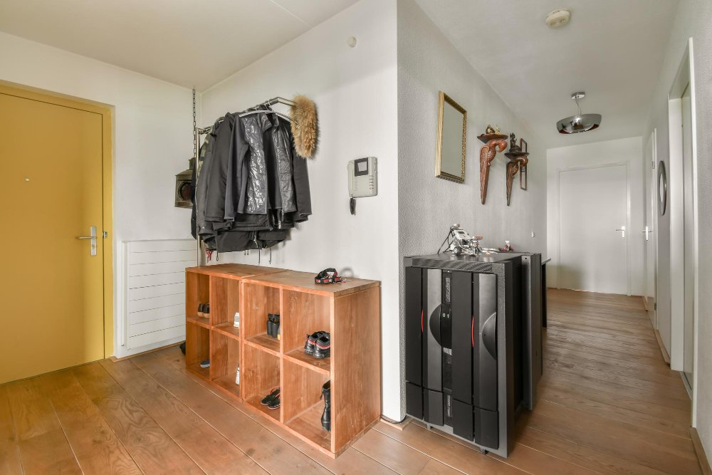 custom entryway & mudroom specialist