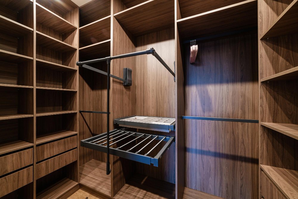 Custom Closet Systems Contractor in Hayden ID